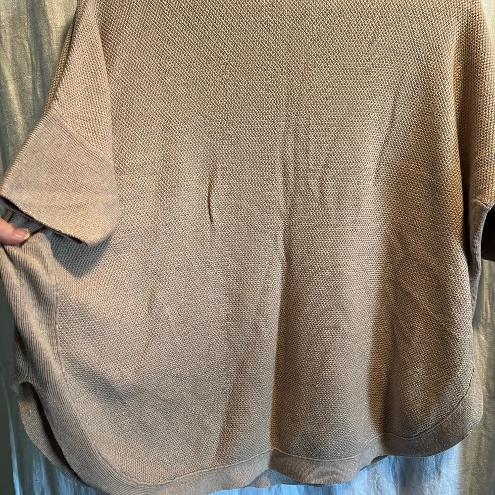 Whitehouse Black Market tan sweater. Zip up, half sleeves. Rounded bottom. - Picture 7 of 7